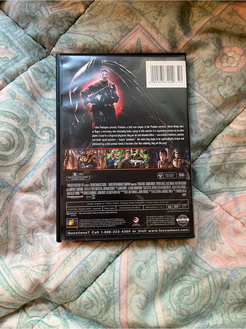 Predators DVD - Picture 2 of 2